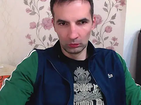 Snapshot of Leo_1617 chatting on April 2026 09:45:01 AM Leo 1617 online show from April 2026 09:45:01 AM