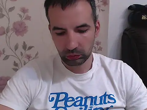 Snapshot of Leo_1617 chatting on June 2026 10:18:01 AM Leo 1617 online show from June 2026 10:18:01 AM