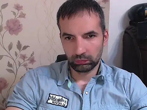 Snapshot of Leo_1617 chatting on July 2026 07:27:02 PM Leo 1617 online show from July 2026 07:27:02 PM