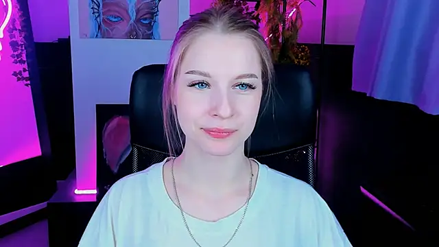 CuteMousee online show from December 2024 08:44:02 AM