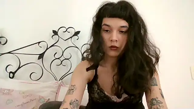 kimmykink online show from January 2026 06:43:02 PM