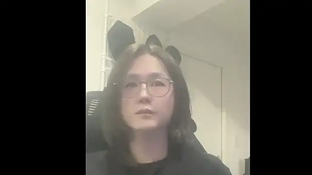 Snapshot of mel__mel chatting on October 2025 07:45:01 AM mel mel online show from October 2025 07:45:01 AM