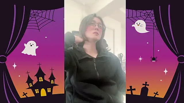 Snapshot of mel__mel chatting on October 2025 04:37:01 AM mel mel online show from October 2025 04:37:01 AM