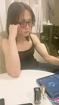 Snapshot of mel__mel chatting on March 2026 02:06:01 PM mel mel online show from March 2026 02:06:01 PM