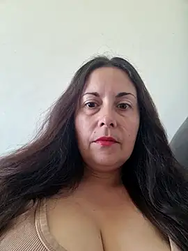 Snapshot of SelieAlMio chatting on April 2026 09:19:02 AM SelieAlMio online show from April 2026 09:19:02 AM