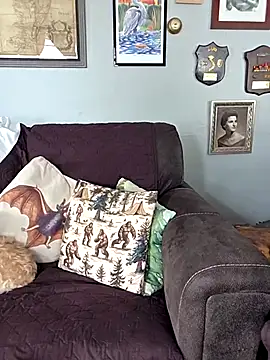 Icebearsticlese online show from April 2026 07:07:02 PM