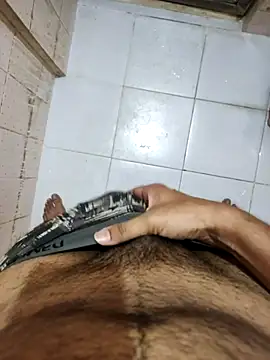 virginat32 online show from March 2025 11:40:02 AM