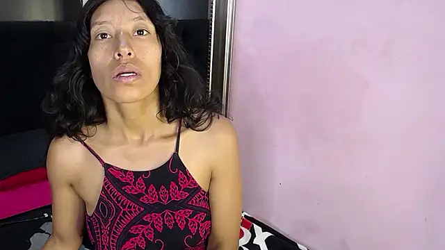 karolinee 66  online show from November 2025 08:12:01 PM