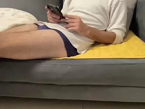 4small4inchlol online show from November 2025 02:53:02 PM