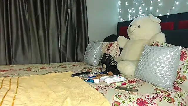 Snapshot of MissBigNipples chatting on January 2025 11:12:02 AM MissBigNipples online show from January 2025 11:12:02 AM