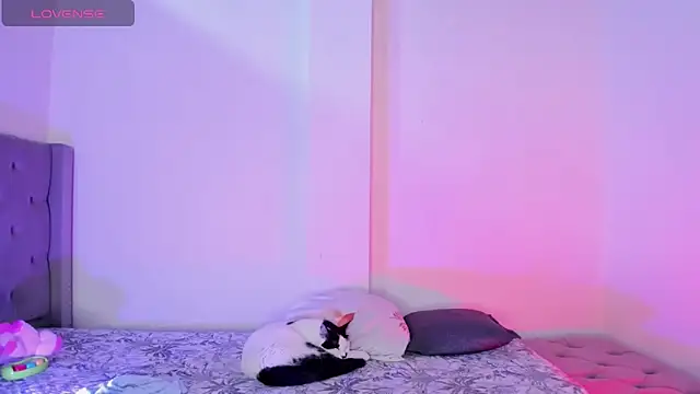 samara jonness online show from November 2025 02:02:01 AM