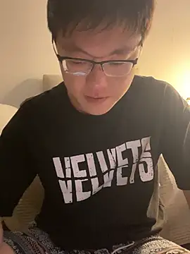 YoY-man online show from February 2025 09:08:02 AM