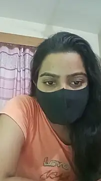 Snapshot of Amisha-2 chatting on June 2026 04:43:01 PM Amisha-2 online show from June 2026 04:43:01 PM