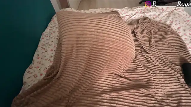 courteous raspberrry online show from April 2026 10:28:02 AM