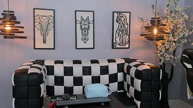 SARAFOXX  online show from December 2024 02:06:02 PM