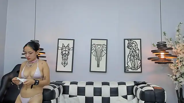 SARAFOXX  online show from February 2025 11:43:02 AM