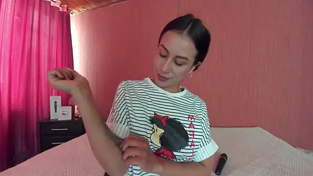 EmiGomez  online show from March 2025 07:49:02 PM