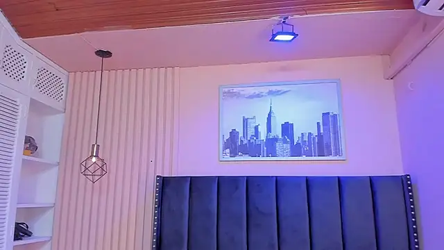 viiolett lee online show from January 2025 02:38:02 AM