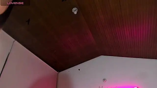 Snapshot of Melody_Ds chatting on December 2024 02:48:02 AM Melody Ds online show from December 2024 02:48:02 AM