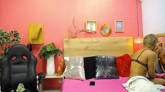 aslyhernandez 7 online show from March 2026 12:42:01 PM