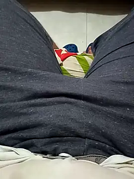 beautiful hands  online show from February 2025 06:47:02 AM