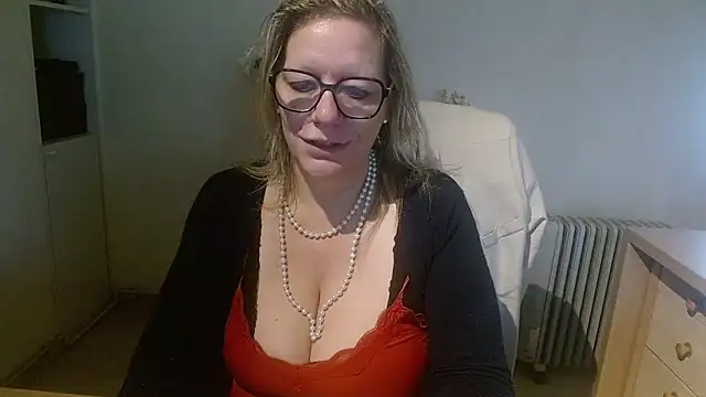 Snapshot of Silkesquirt chatting on October 2025 07:39:01 AM Silkesquirt online show from October 2025 07:39:01 AM