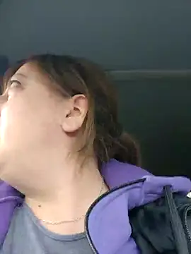 Snapshot of larylary6969 chatting on January 2025 02:39:01 PM larylary6969 online show from January 2025 02:39:01 PM