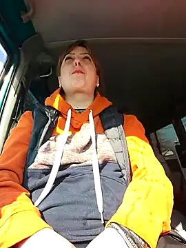 Snapshot of larylary6969 chatting on February 2025 09:17:02 AM larylary6969 online show from February 2025 09:17:02 AM