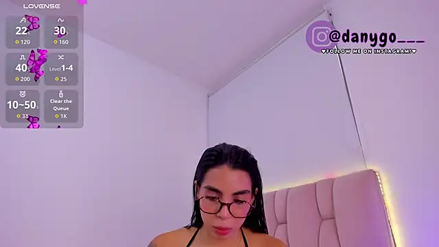 ZarianaEvanz online show from October 2025 09:57:01 PM