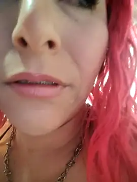 Snapshot of florecita9 chatting on July 2026 05:11:01 PM florecita9 online show from July 2026 05:11:01 PM