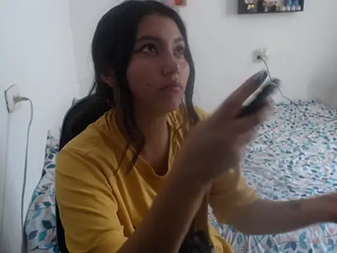 HannaKlein online show from December 2024 07:03:02 PM