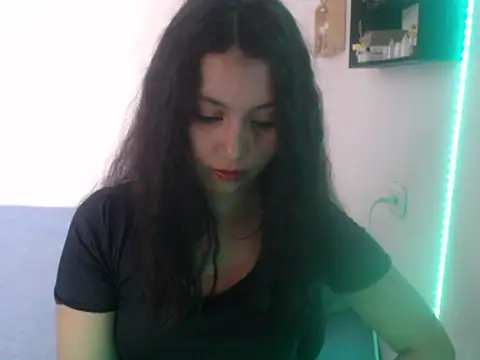 HannaKlein online show from March 2025 02:01:02 PM