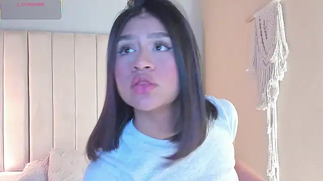 Elise Diamond online show from April 2026 11:07:02 PM