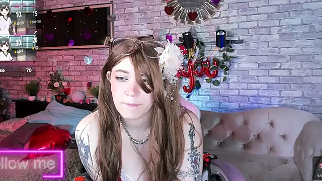 Alex Howell online show from February 2025 03:12:01 AM