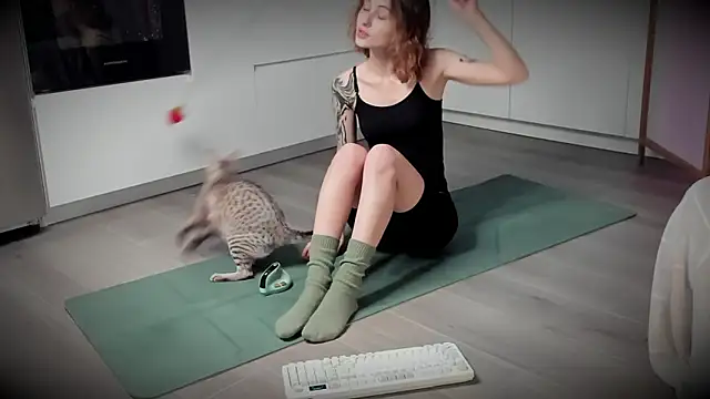 Snapshot of Devilina_V chatting on December 2024 09:02:02 AM Devilina V online show from December 2024 09:02:02 AM