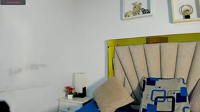 vahiolet fuentes online show from December 2025 03:03:01 AM