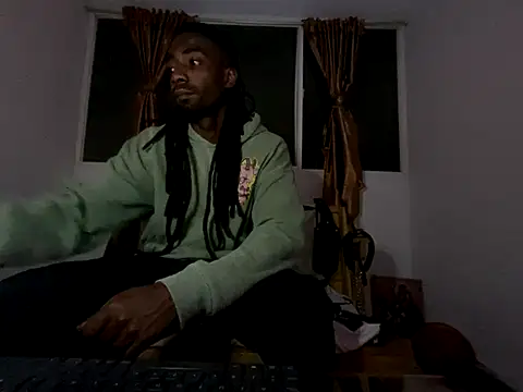 Malkon Big online show from December 2025 05:06:02 AM