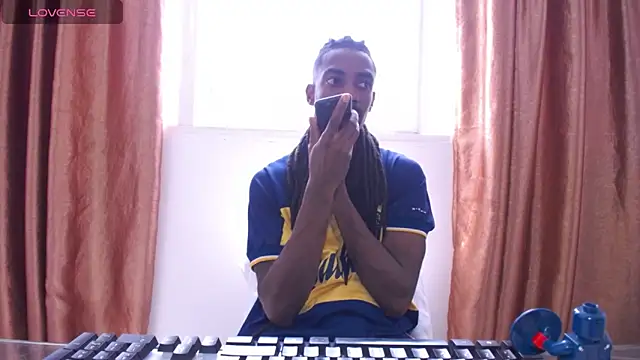 Malkon Big online show from April 2026 06:17:01 PM