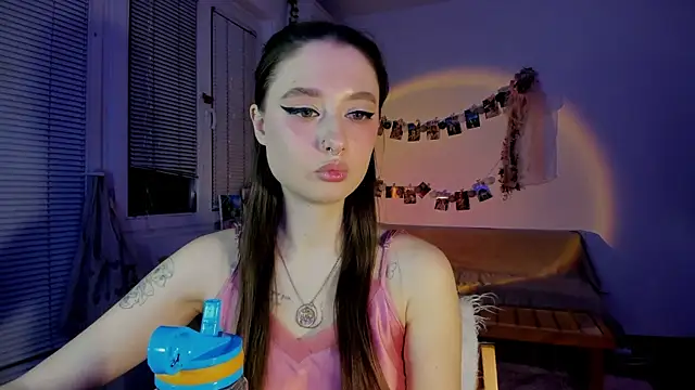 Snapshot of Jenny_darling_love chatting on March 2025 07:02:02 PM Jenny darling love online show from March 2025 07:02:02 PM