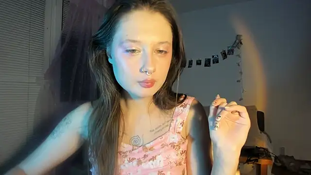 Jenny darling love online show from November 2025 07:35:01 PM