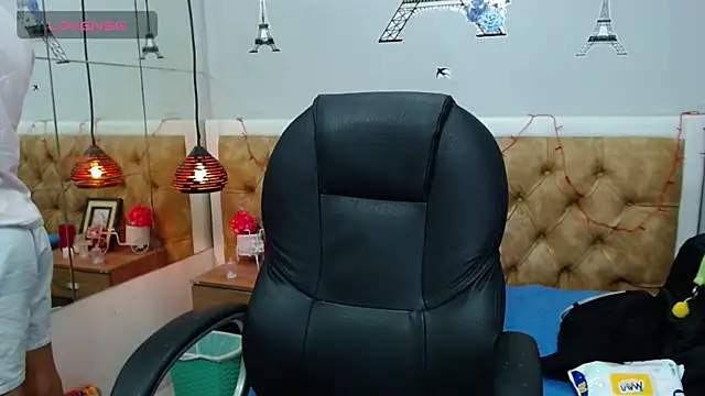 SkinnyBoy  online show from January 2025 06:23:01 PM