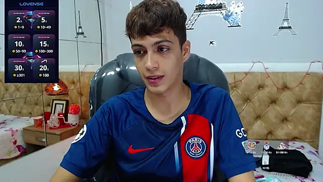 Snapshot of SkinnyBoy_ chatting on February 2025 06:12:01 PM SkinnyBoy online show from February 2025 06:12:01 PM