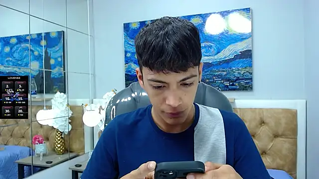 Snapshot of SkinnyBoy_ chatting on September 2025 01:23:02 PM SkinnyBoy online show from September 2025 01:23:02 PM