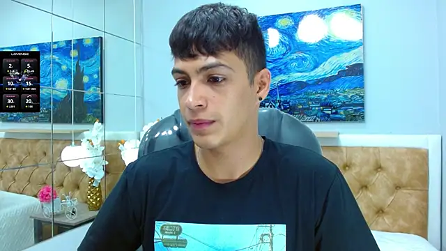 Snapshot of SkinnyBoy_ chatting on October 2025 12:17:01 PM SkinnyBoy online show from October 2025 12:17:01 PM