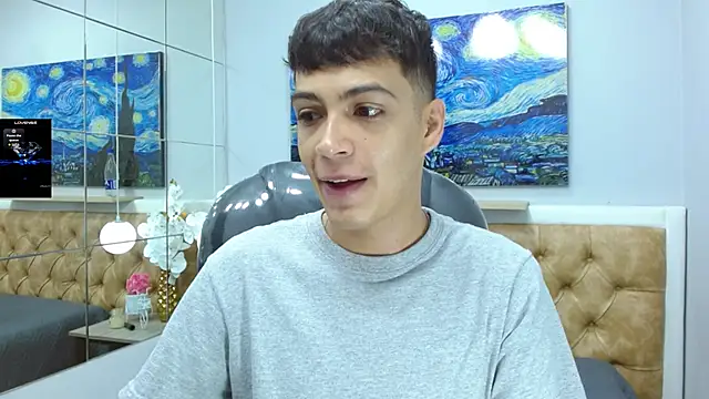 Snapshot of SkinnyBoy_ chatting on November 2025 12:18:01 PM SkinnyBoy online show from November 2025 12:18:01 PM