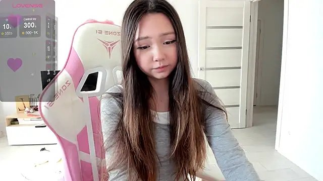 Fluffy Rose online show from July 2026 01:53:02 AM