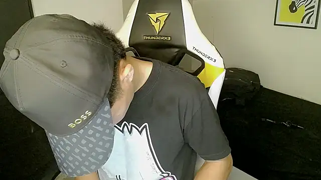 Snapshot of bby_santi chatting on October 2025 02:06:02 PM bby santi online show from October 2025 02:06:02 PM