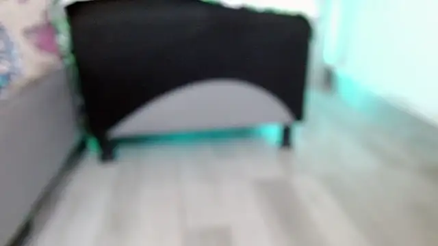 Snapshot of sara-bbc-dominant chatting on October 2025 08:43:01 PM sara-bbc-dominant online show from October 2025 08:43:01 PM