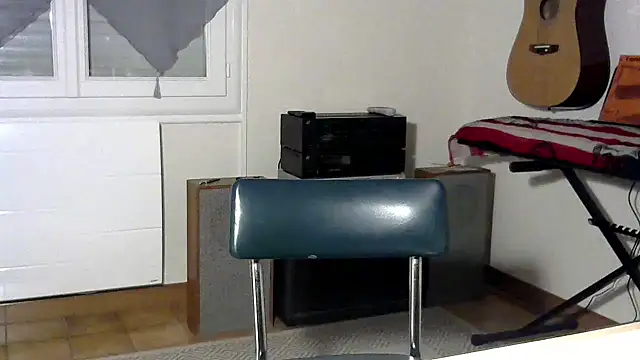 pikachu161616 online show from December 2024 10:19:02 AM