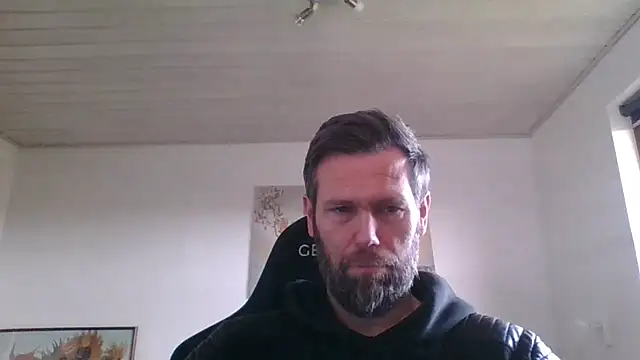 Snapshot of Gotta1 chatting on February 2025 01:01:01 PM Gotta1 online show from February 2025 01:01:01 PM